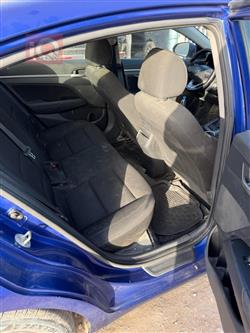 هیۆندای ئەلەنترا